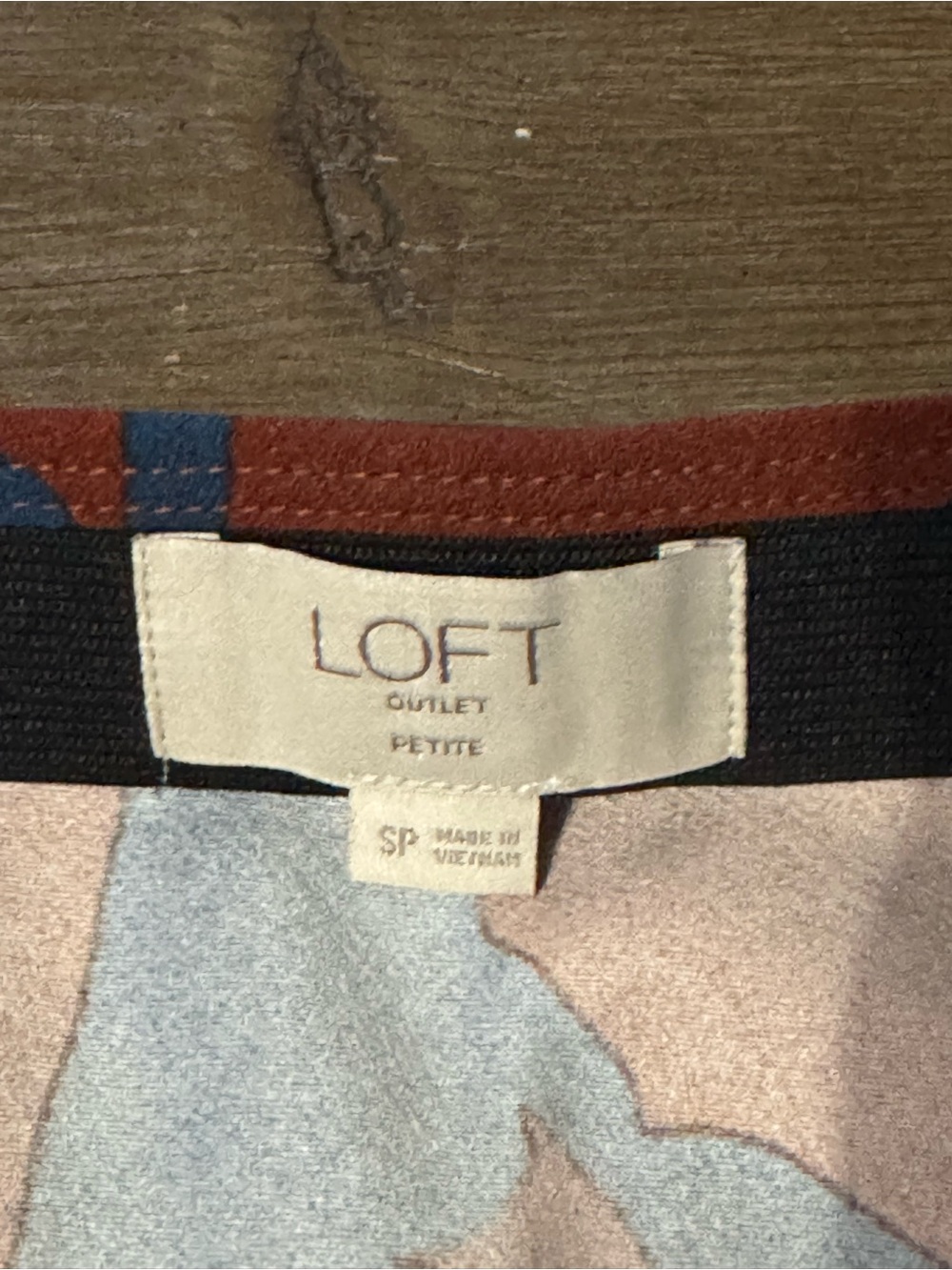 LOFT Rust and Navy Floral-Print Maxi Skirt - Picture 3 of 6